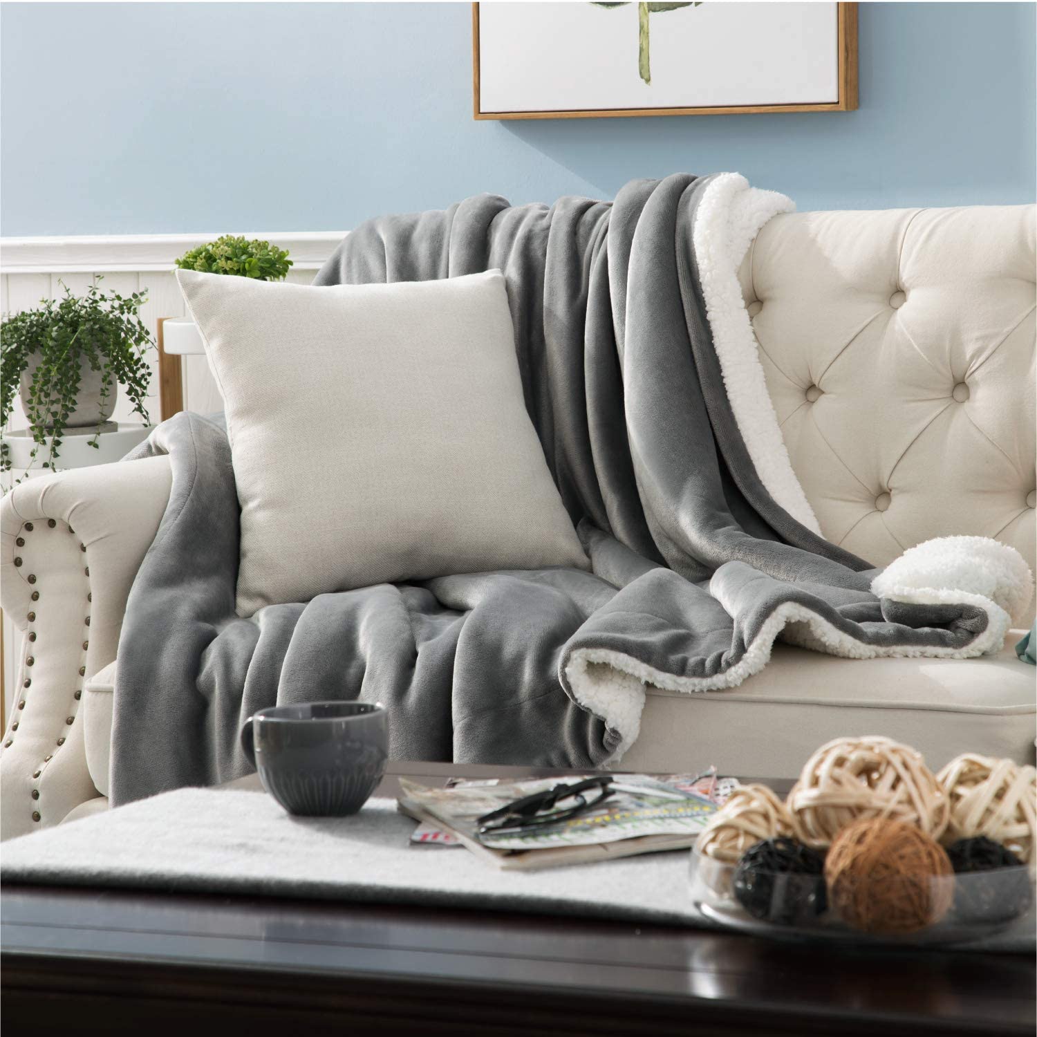 Bedsure Sherpa Twin Blanket for Couch Bed Sofa Grey