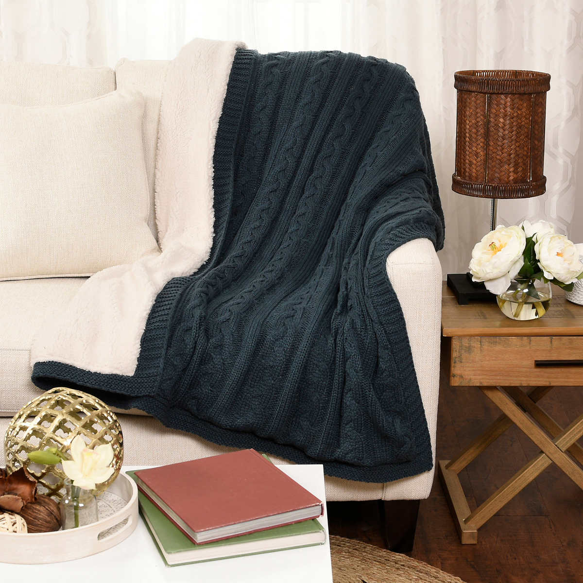 Life Comfort  Cable Knit Throw 50" x 60" (Blue)